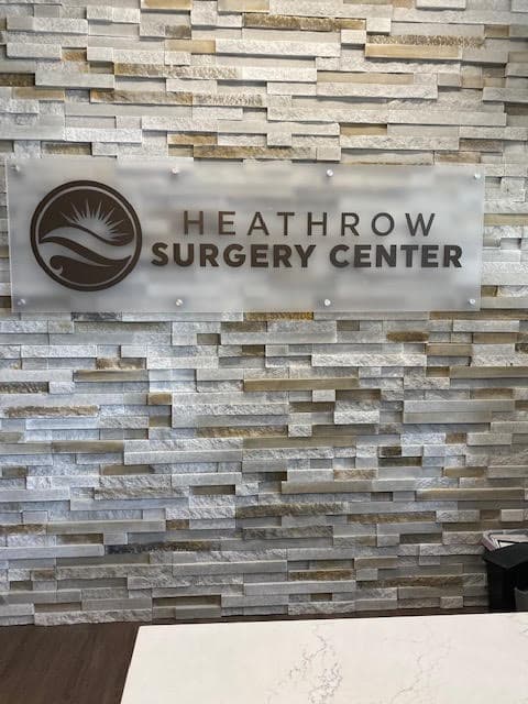 Front desk at Heathrow Surgery Center